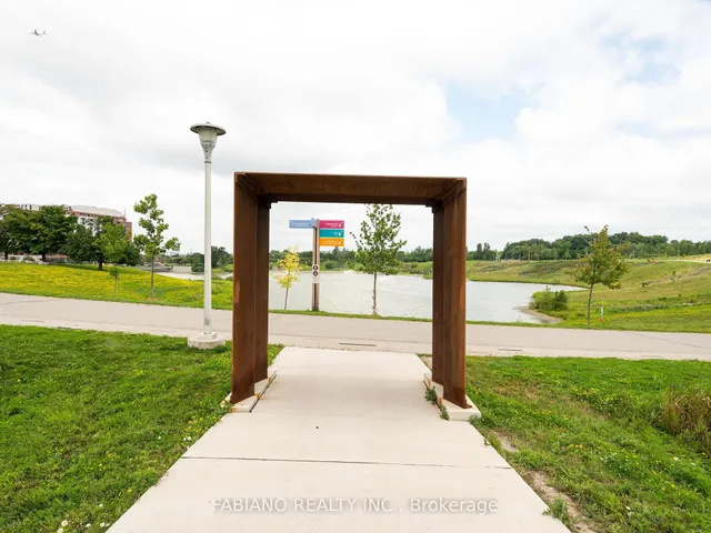 Additional image 46 of 55 Thomas Mulholland Dr Unit 8