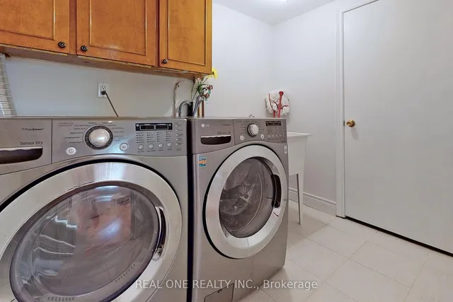 Additional image 45 of 17 Foursome Cres