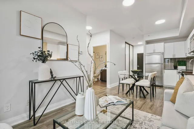 Additional image 11 of 3520 Danforth Ave Unit 212