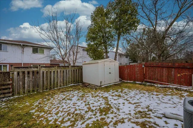 Additional image 18 of 189 SILVER ASPEN Cres