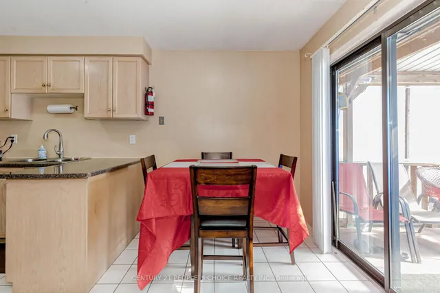 Additional image 10 of 13 Richwood Cres