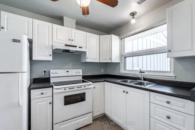 Additional image 19 of 25 SZOLLOSY Circ