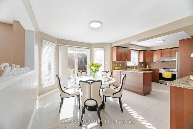 Additional image 4 of 26 Mossbank Dr