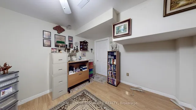 Additional image 42 of 180 Kingknoll Dr