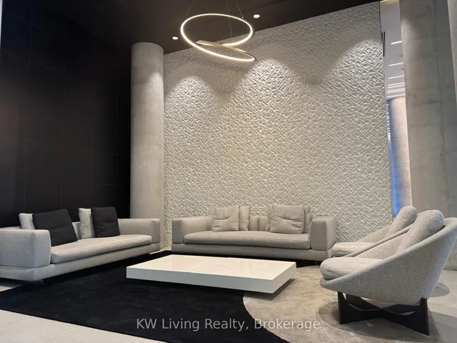 Additional image 17 of 158 Front St Unit 517