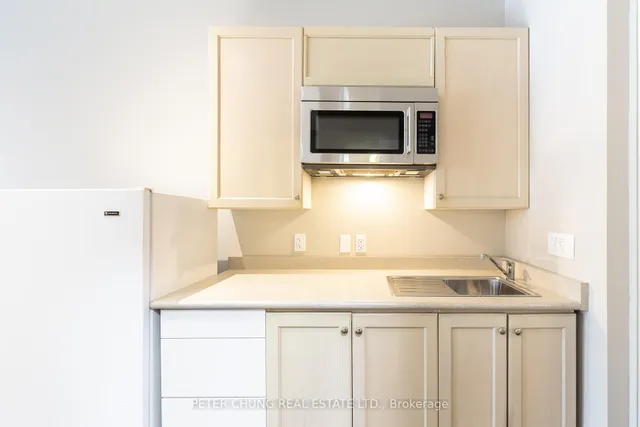 Additional image 36 of 14 Laurel Ave