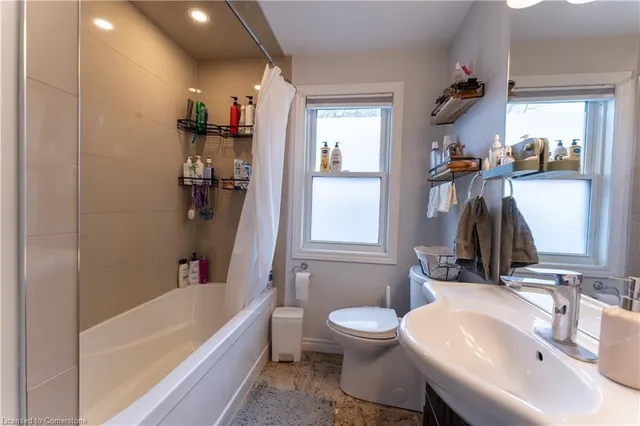 Additional image 11 of 374 Weber St