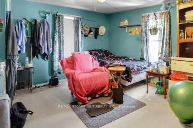 Additional image 17 of 1047 Ridge Rd