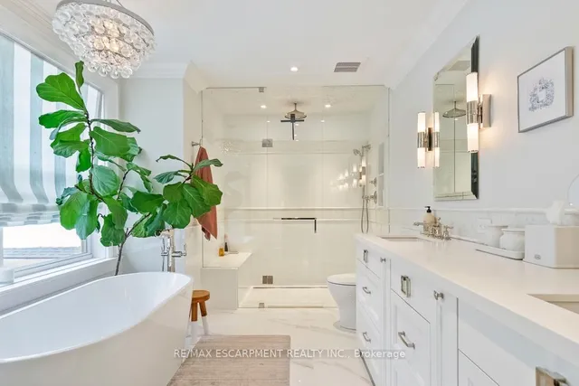 Additional image 24 of 534 Emerald St