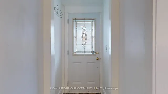 Additional image 20 of 40 Cloverdale Rd