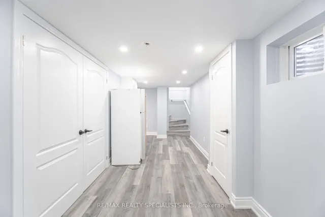 Additional image 39 of 13 Caledon Cres