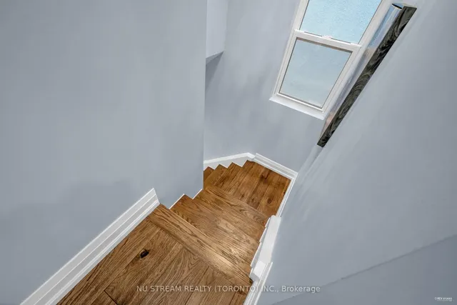 Additional image 33 of 16 Runnymede Rd