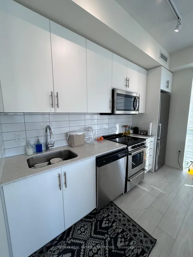 Additional image 7 of 509 Dundas Street West Unit 606