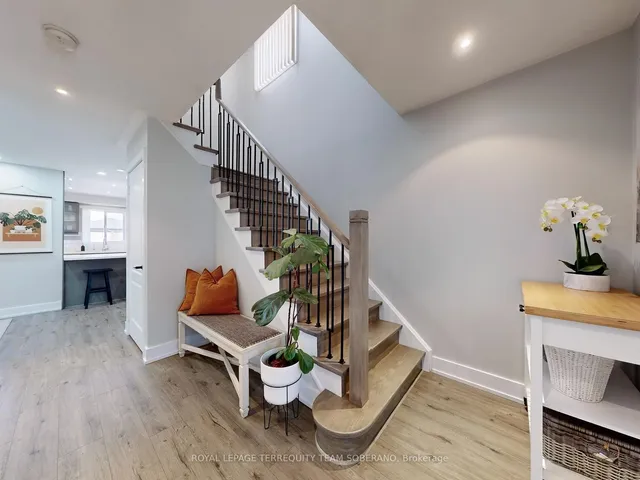 Additional image 5 of 4 Dunlop Crt