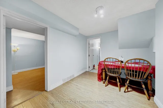 Additional image 31 of 245 Stadacona Ave