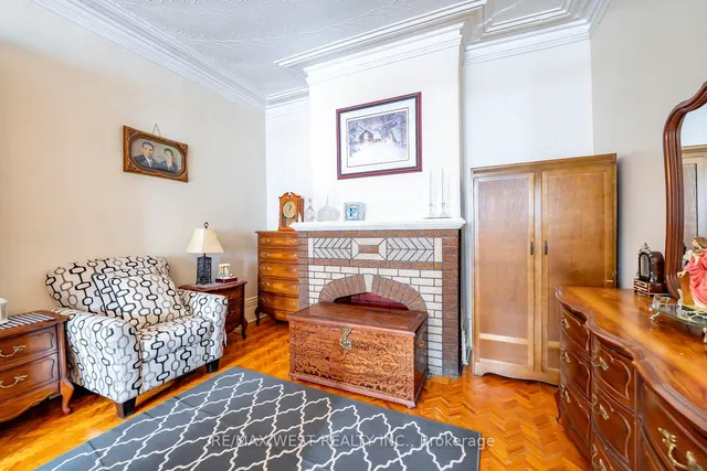 Additional image 8 of 217 Gladstone Ave