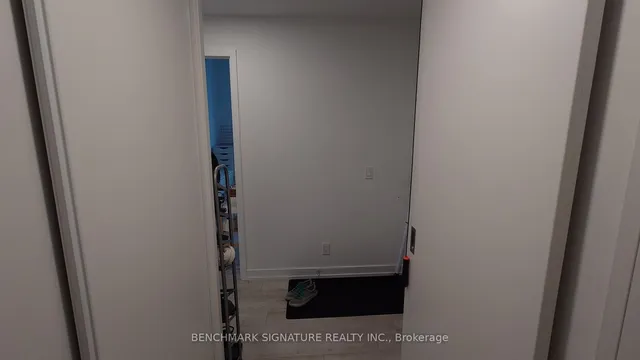 Additional image 4 of 33 Helendale Ave Unit 2902