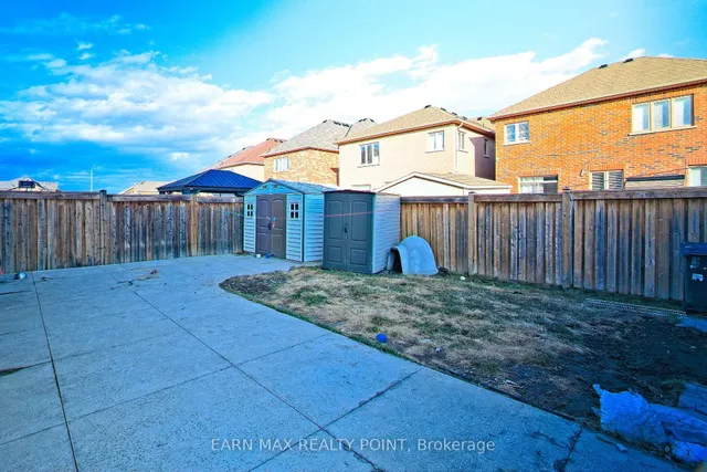 Additional image 32 of 60 Vanwood Cres