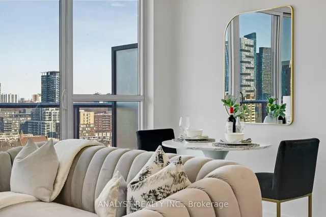 Additional image 7 of 120 Parliament St Unit 1603