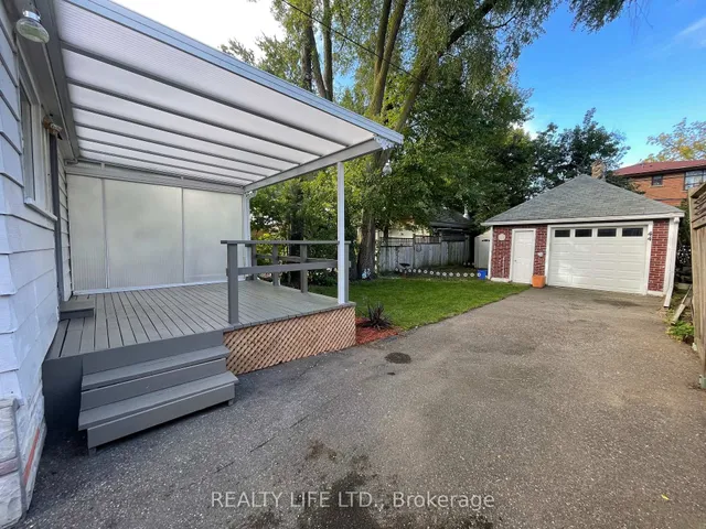 Additional image 22 of 44 Twentieth St