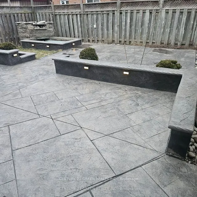 Additional image 22 of 76 Metzak Dr