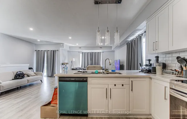 Additional image 27 of 204 Fifth Ave