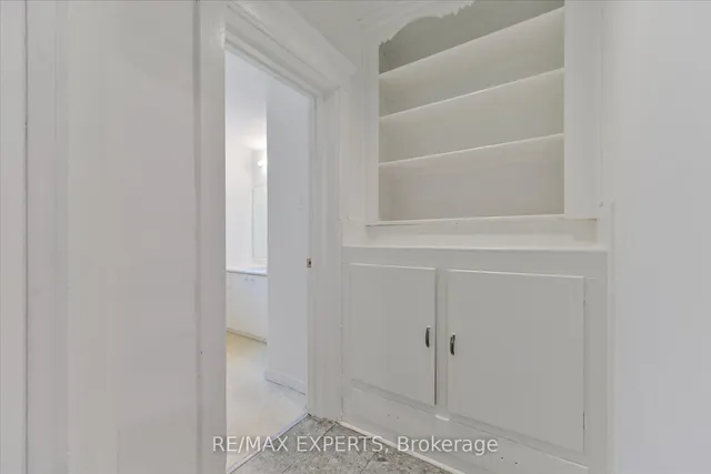 Additional image 18 of 18 Barton Ave