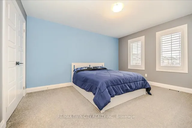Additional image 14 of 362 Moorlands Cres