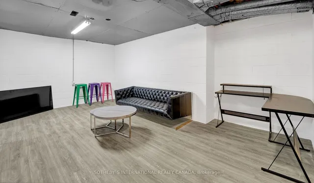 Additional image 21 of 99 Pleasant Ave