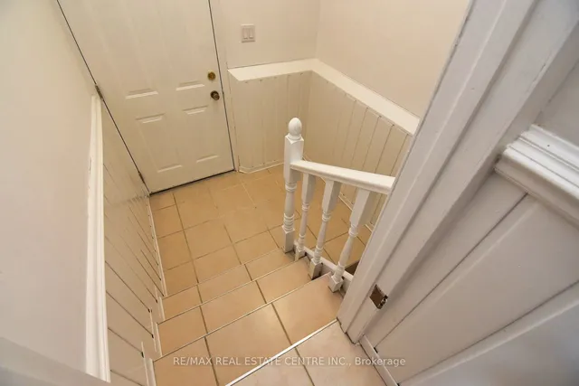 Additional image 19 of 14 Graham Ave