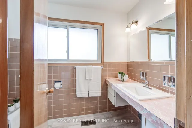 Additional image 23 of 94 Harold Ave