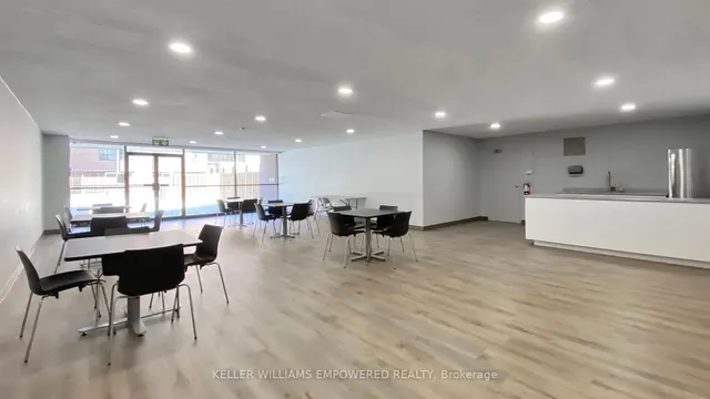 Additional image 29 of 4060 Lawrence Ave Unit 416