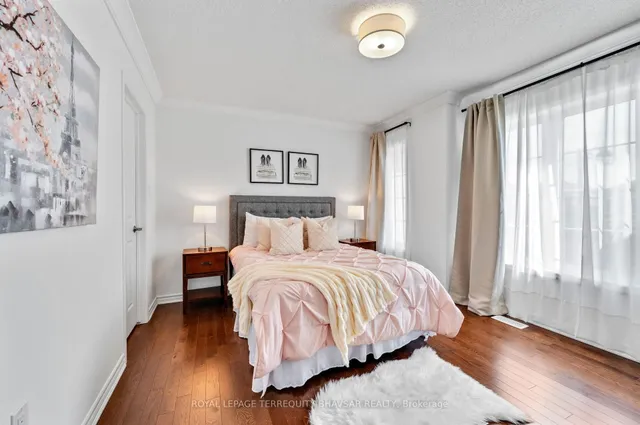 Additional image 39 of 533 Kennedy Circ