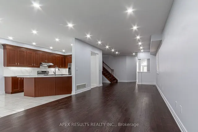 Additional image 16 of 7 Connell Cres