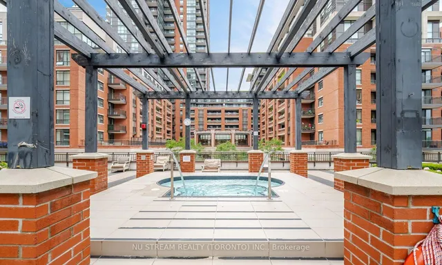 Additional image 48 of 800 Lawrence Ave Unit 812