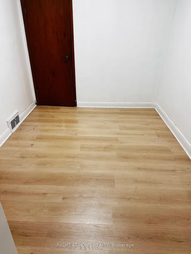 Additional image 7 of 146 Gradwell Dr