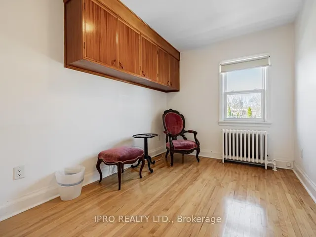 Additional image 15 of 948 Pape Ave