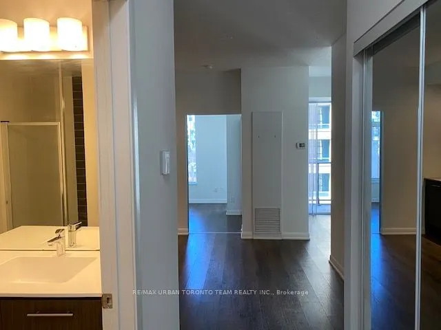 Additional image 4 of 435 Richmond St Unit 514