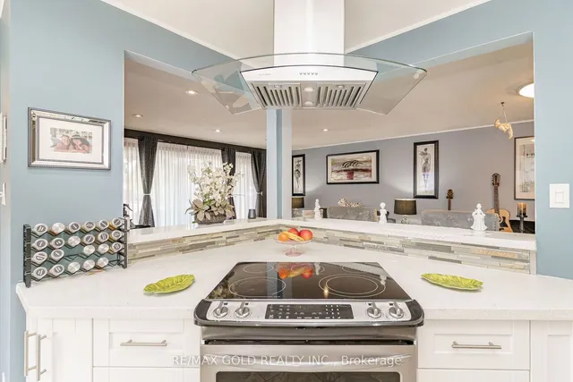 Additional image 16 of 38 Ascot Ave