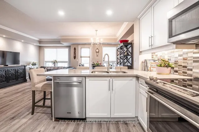 Additional image 15 of 9 Greenbriar Rd Unit 306