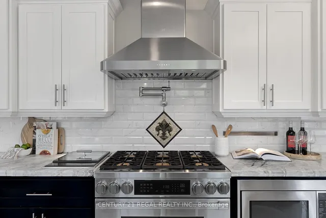 Additional image 18 of 16 Acheson Blvd