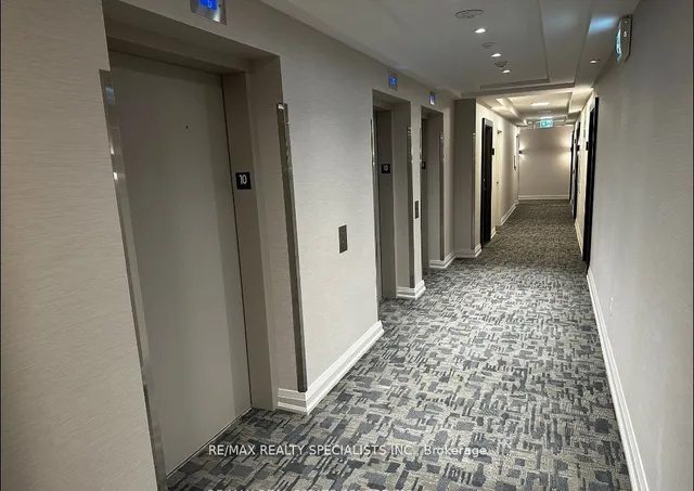 Additional image 5 of 212 King William St Unit 1016