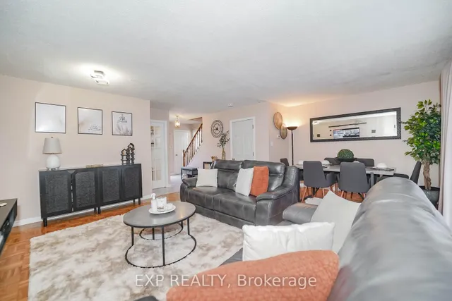 Additional image 9 of 55 Hollyberry Tr