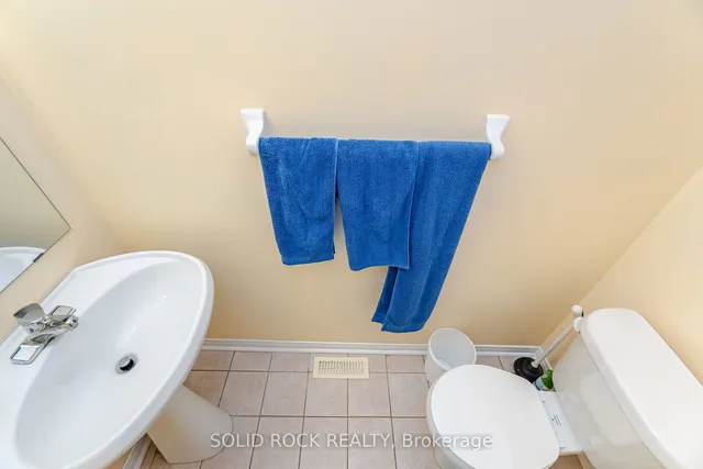 Additional image 19 of 35 Prince Cres