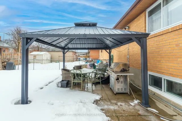Additional image 30 of 37 Charrington Cres