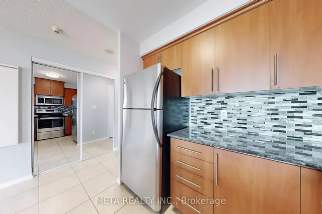 Additional image 21 of 8 Rosebank Dr Unit 5L