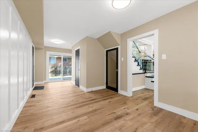 Additional image 14 of 211 Country Club Dr