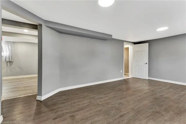 Additional image 28 of 306 Paling Ave