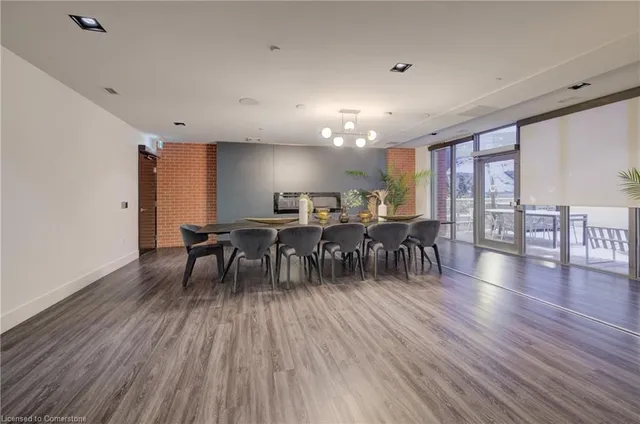 Additional image 35 of 15 Wellington St Unit 608