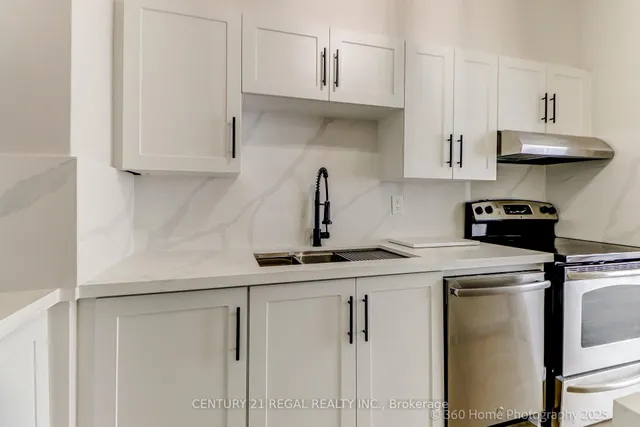 Additional image 4 of 5 Massey Sq Unit Ph06